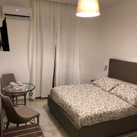 Antonietta De Pace Rooms By Napoli Milionaria B&B Экстерьер фото