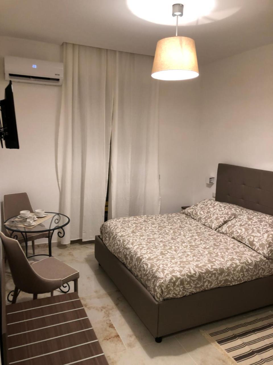 Antonietta De Pace Rooms By Napoli Milionaria B&B Экстерьер фото